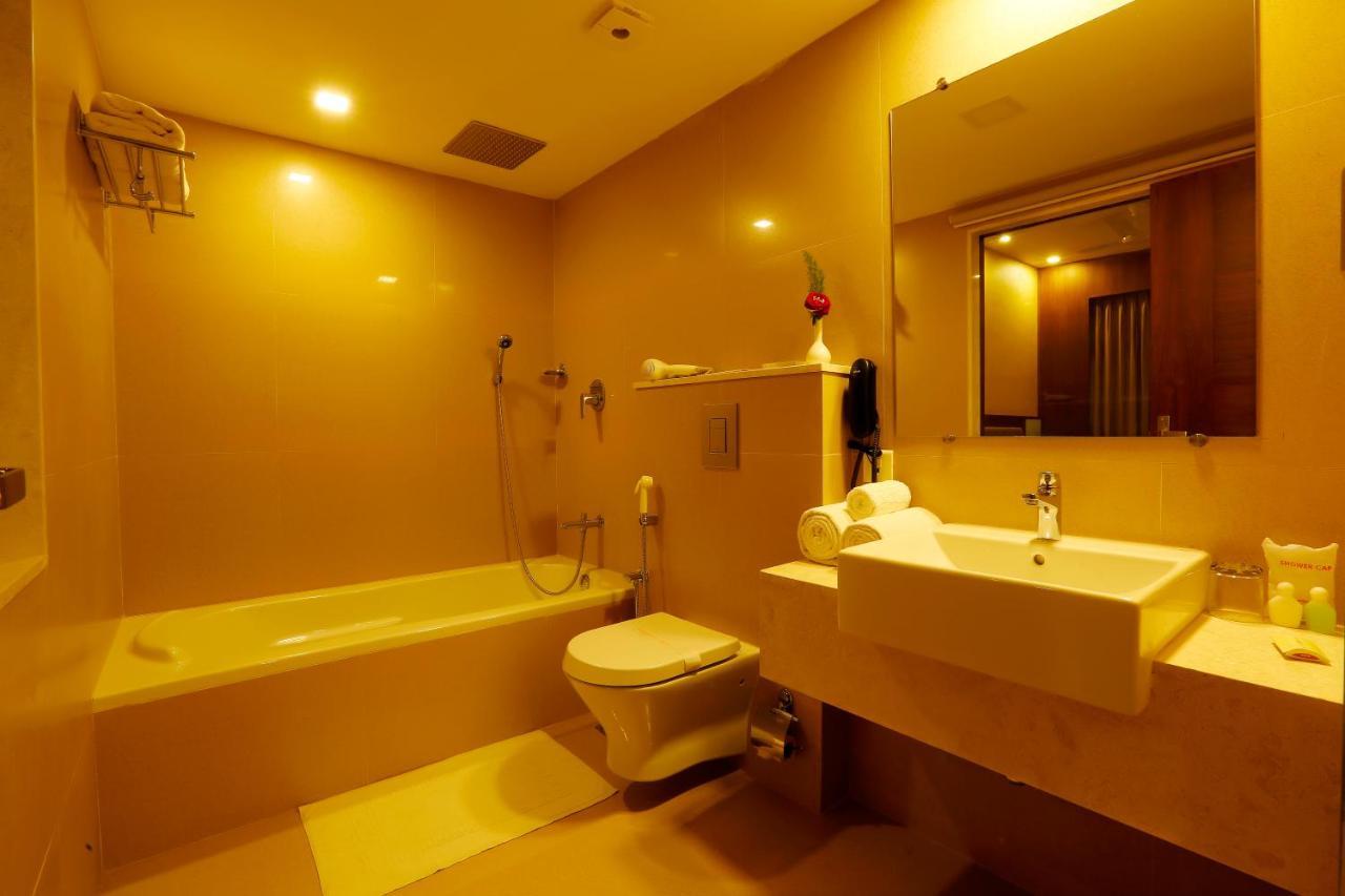 Hotel Arcadia Regency Alappuzha Екстер'єр фото