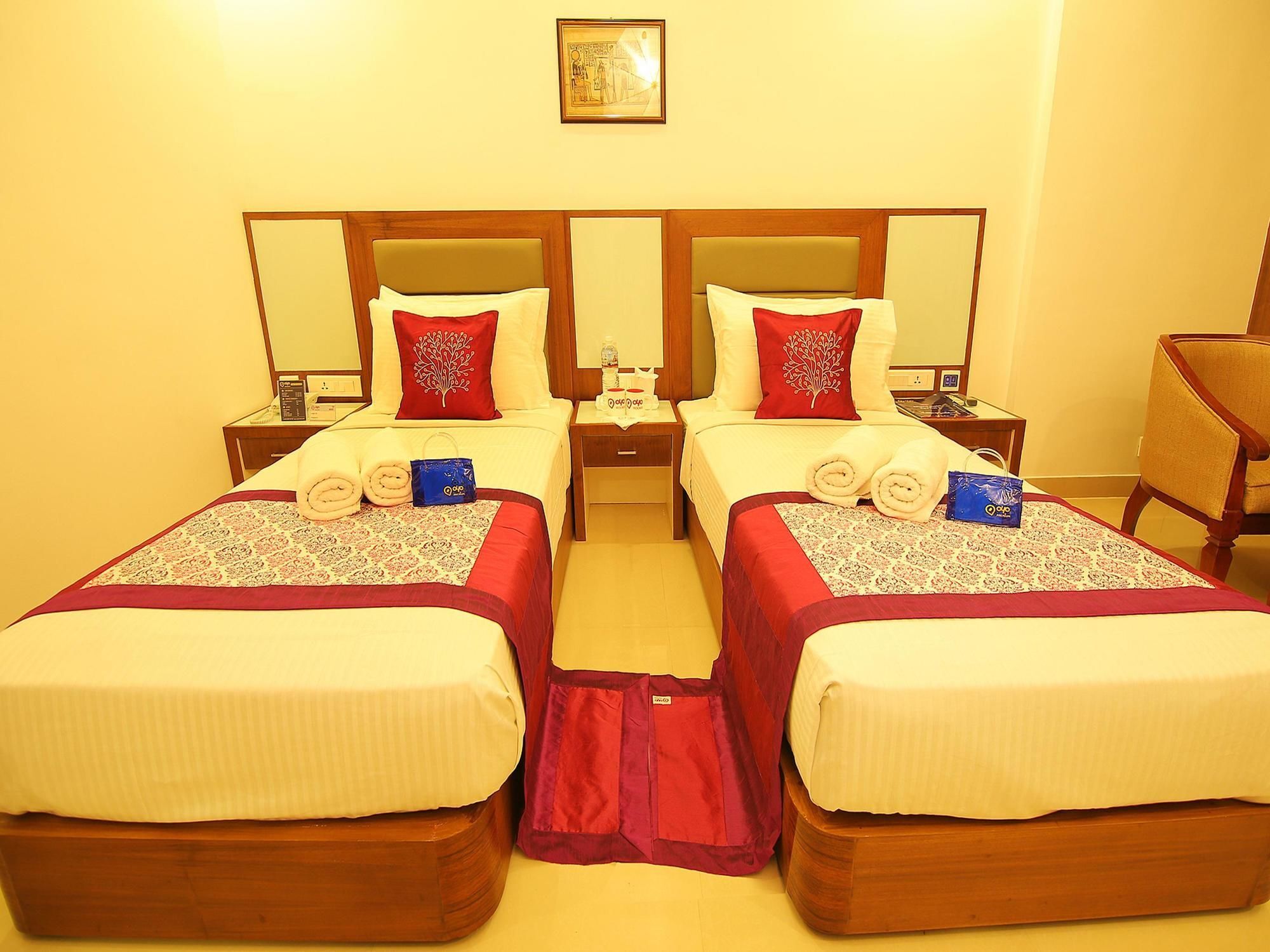 Hotel Arcadia Regency Alappuzha Екстер'єр фото